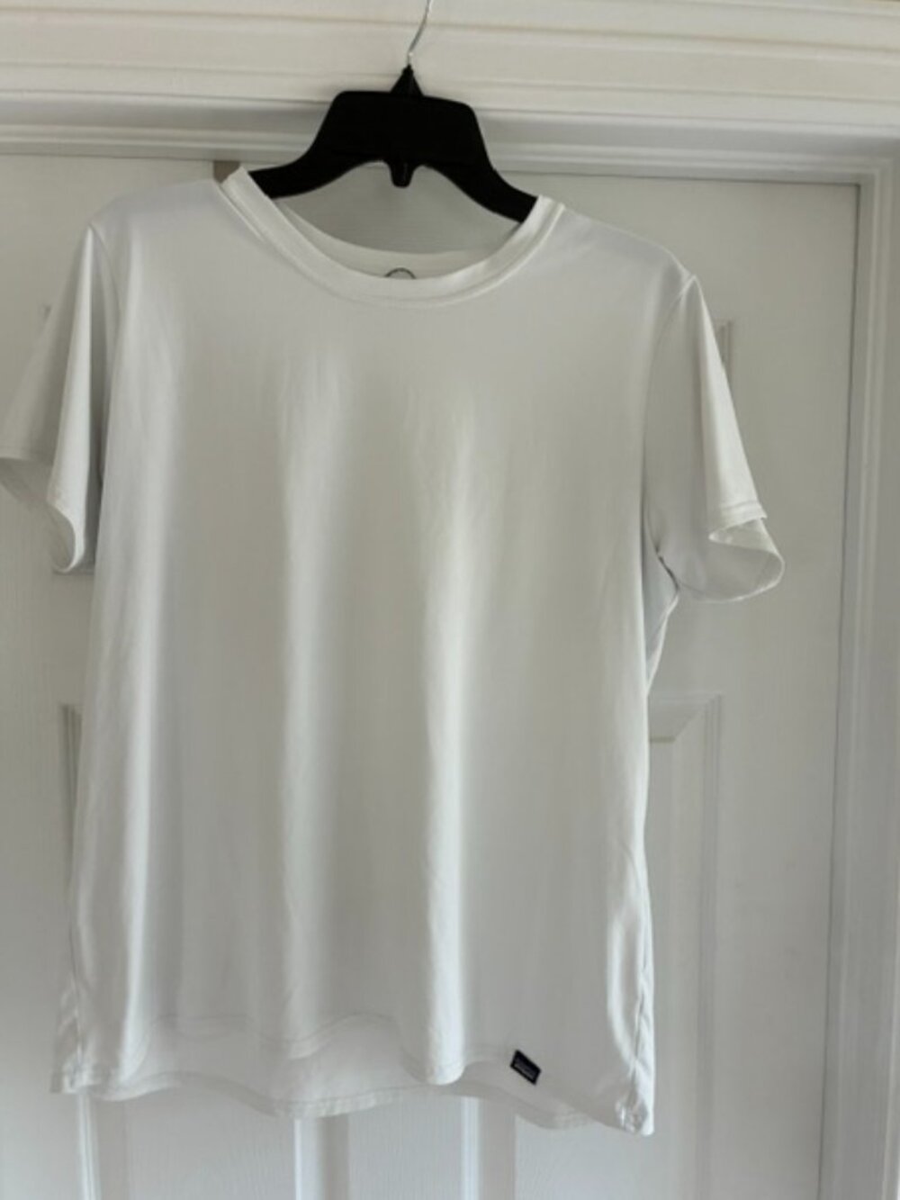 Patagonia White Performance Short Sleeve T-Shirt, Size XL
